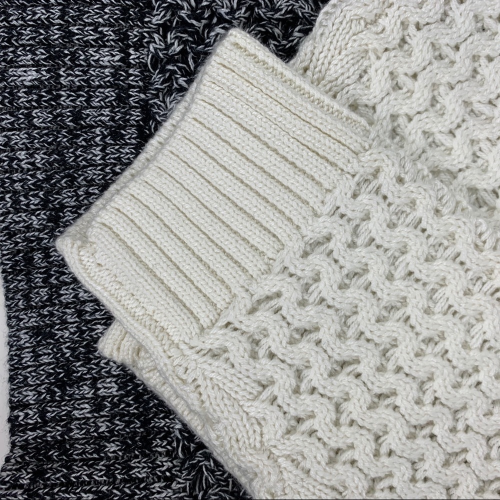 BLANK NYC GIRLS BLACK & CREAM RAGLAN SWEATER - Picture 5 of 7